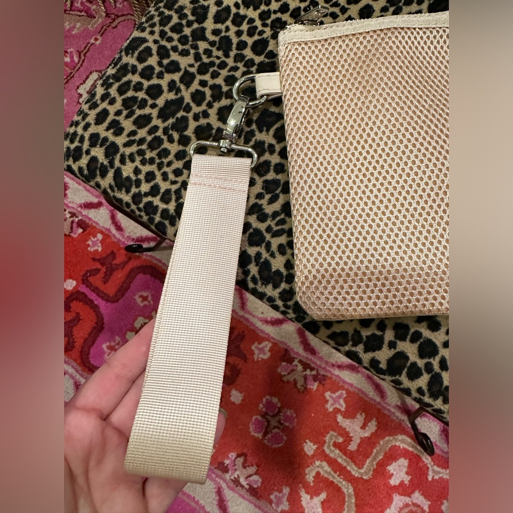 Joy Lab Mesh Clutch - Picture 10 of 12